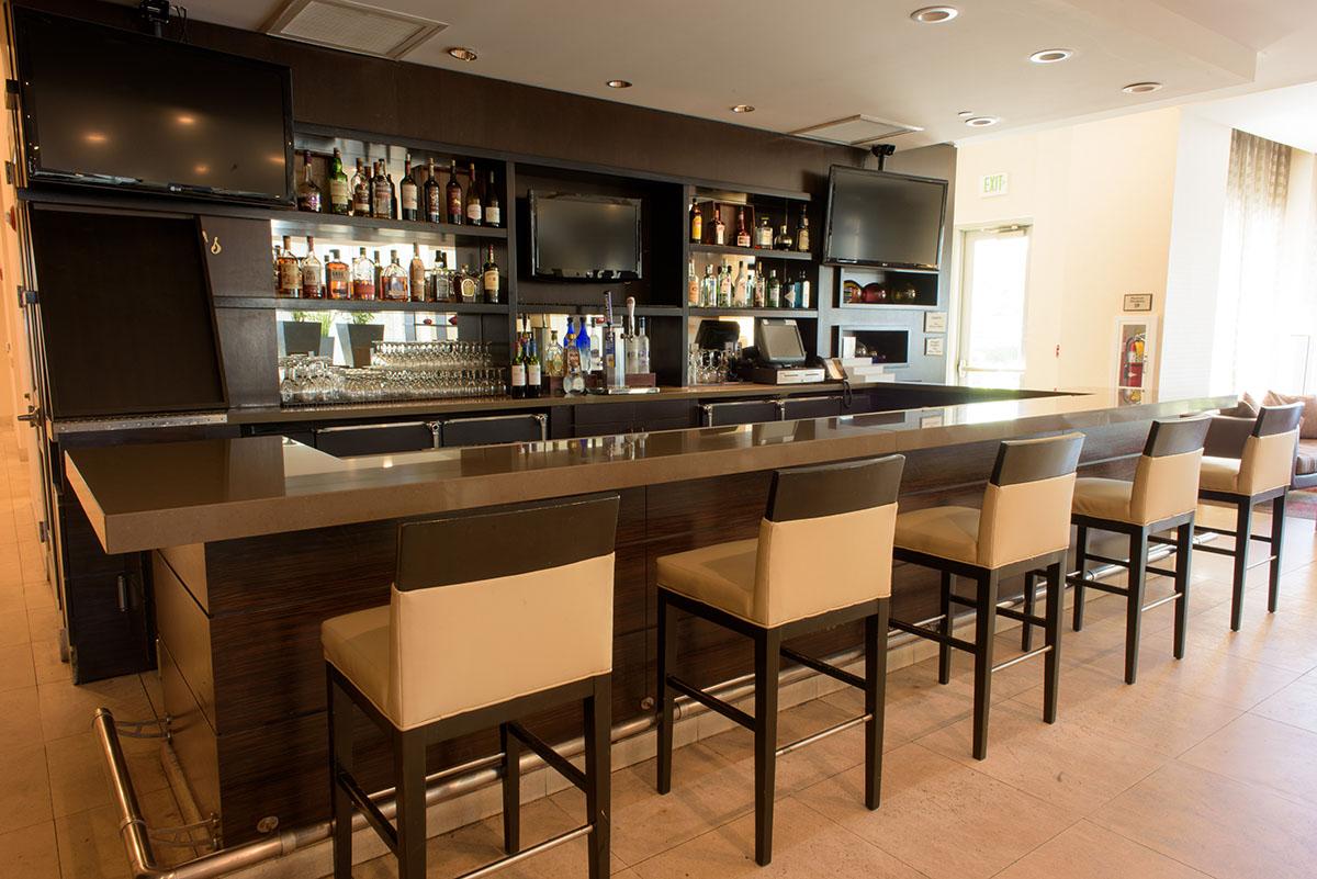 Embassy Suites Ontario - Airport Exterior photo
